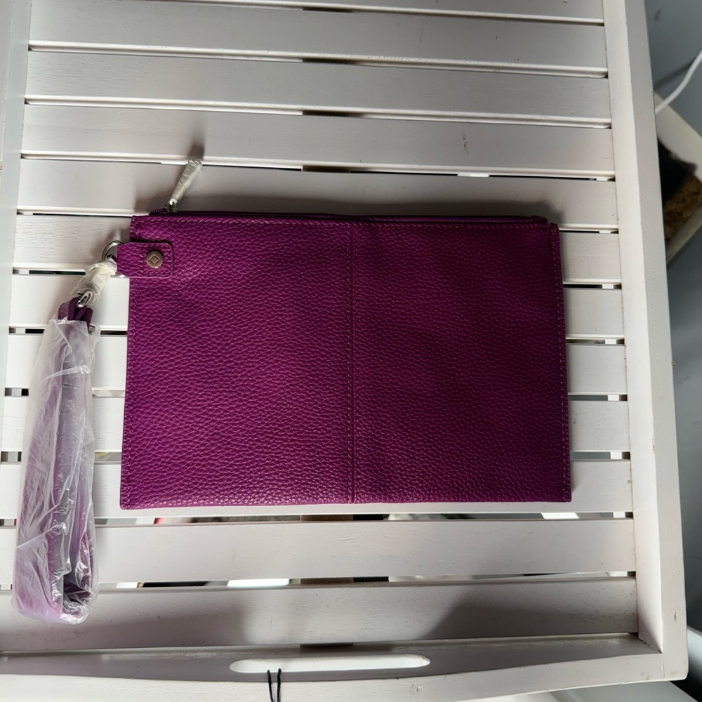 Jewell by Thirty Obe Nags Vibrant Purple Wristlet Clutch - Picture 3 of 5